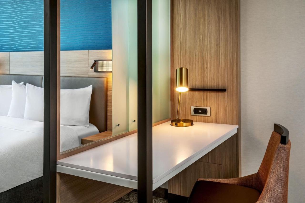 Springhill Suites By Marriott Boston Logan Airport Revere Beach Εξωτερικό φωτογραφία